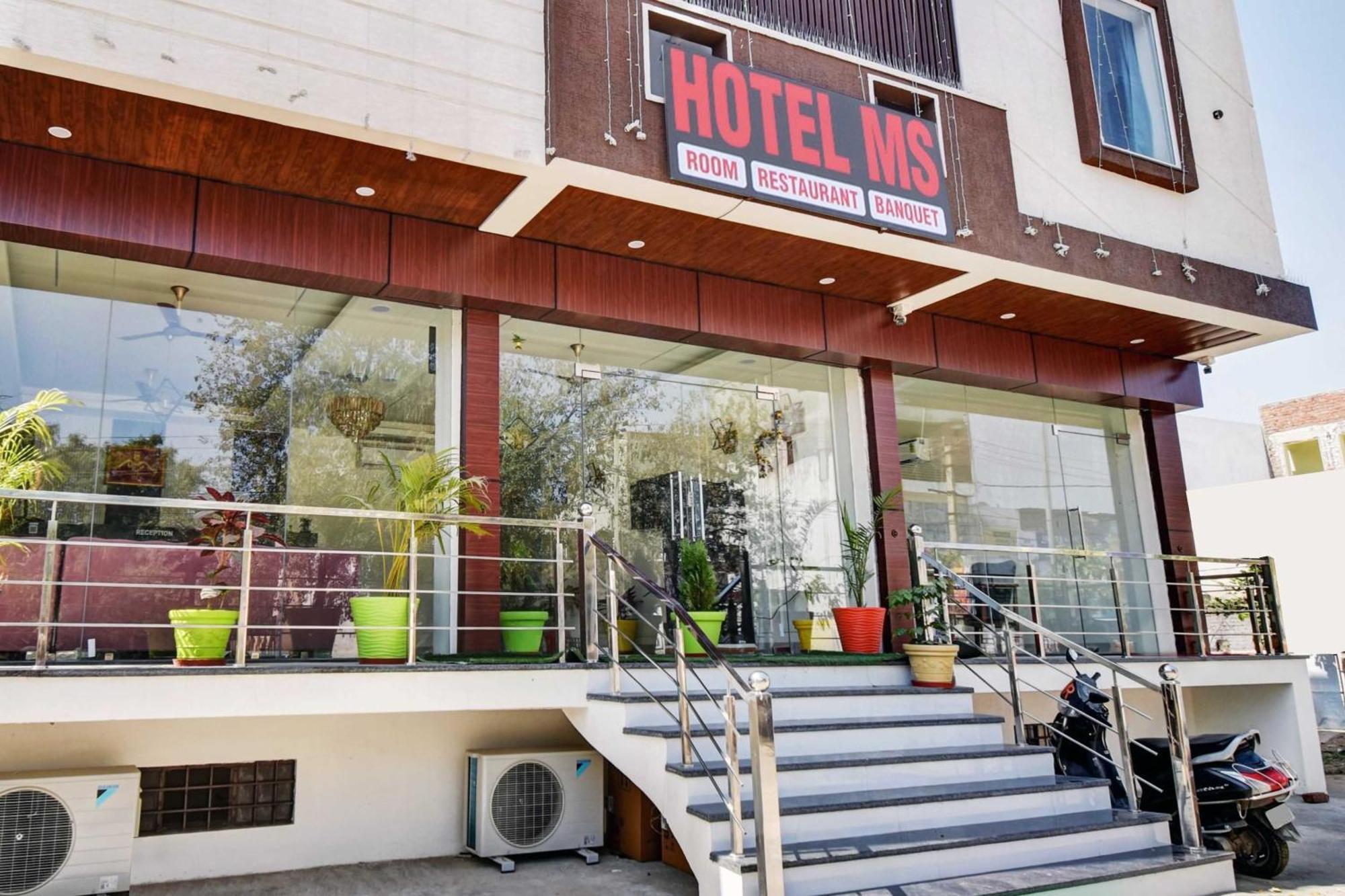 Hotel M.S Jaipur Exteriör bild